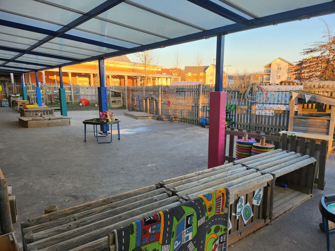 NEW camp introduction Park School, Bracknell Camp Beaumont